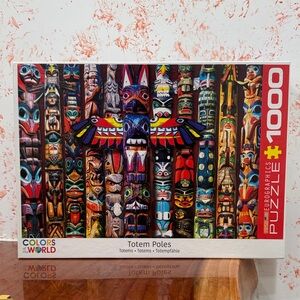 Eurographics Totem Poles - 1000 Piece Puzzle